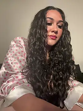 Lickplayofficial online show from May 8, 2026, 5:33 am