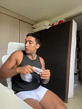 Snapshot of sendfer chatting on March 18, 2026, 7:15 pm sendfer online show from March 18, 2026, 7:15 pm