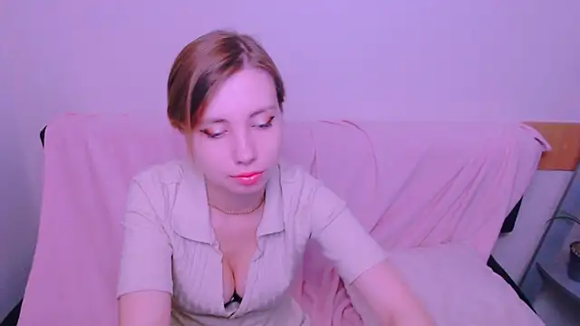 AliceFire  online show from June 4, 2026, 9:25 am