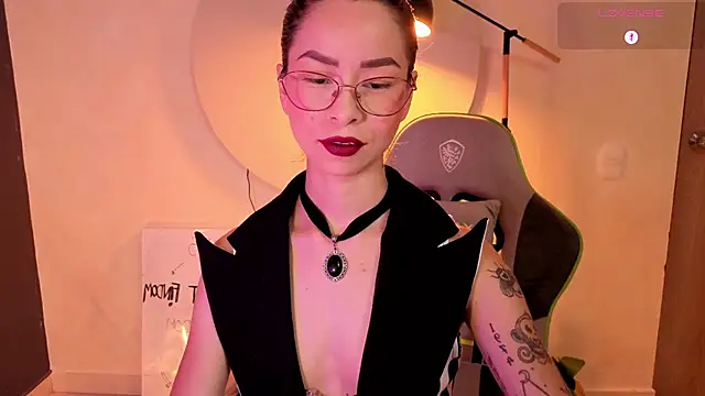 rosse 98  online show from May 1, 2026, 2:11 pm