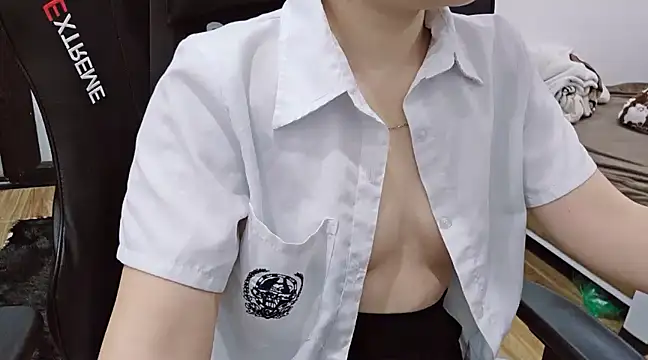 Kemmy babe20 online show from February 23, 2025, 9:44 am