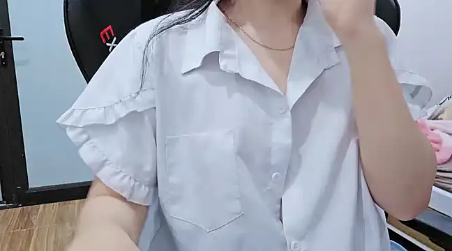 Kemmy babe20 online show from January 17, 2025, 2:50 pm