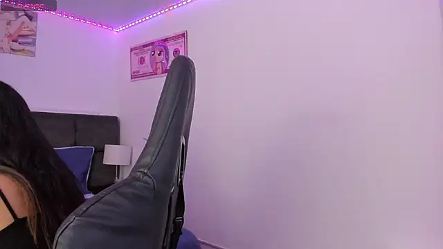 Snapshot of Megan_Miles02 chatting on November 26, 2025, 8:53 pm Megan Miles02 online show from November 26, 2025, 8:53 pm