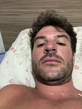 Snapshot of bruno106969 chatting on February 20, 2026, 1:46 am bruno106969 online show from February 20, 2026, 1:46 am