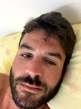 Snapshot of bruno106969 chatting on January 15, 2026, 3:43 am bruno106969 online show from January 15, 2026, 3:43 am