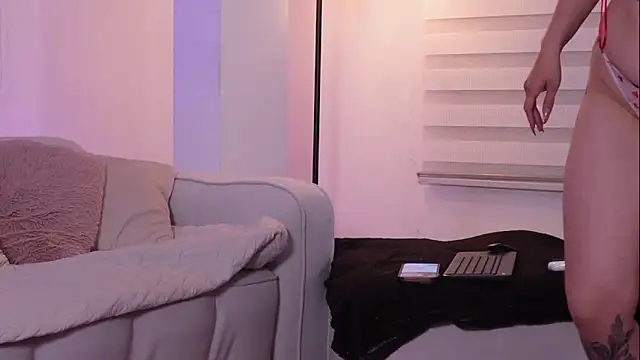 lilith gray9 online show from February 26, 2026, 5:29 am