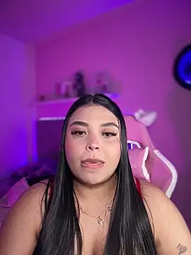 Emily cooper20 online show from March 18, 2026, 2:26 am