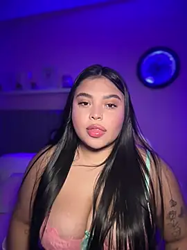 Snapshot of Emily_cooper20 chatting on July 9, 2026, 11:37 pm Emily cooper20 online show from July 9, 2026, 11:37 pm