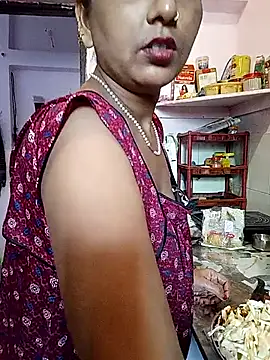 reemacouple007 online show from July 16, 2026, 3:58 am