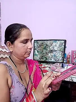 reemacouple007 online show from August 4, 2026, 6:07 am