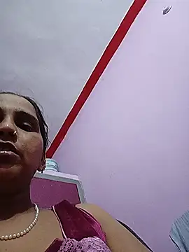 reemacouple007 online show from July 3, 2026, 4:52 am