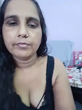 reemacouple007 online show from July 5, 2026, 7:37 am