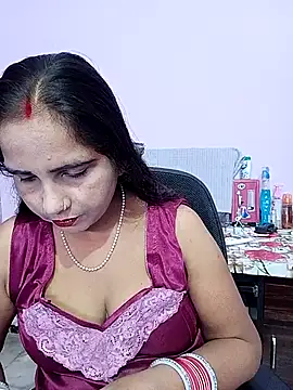 reemacouple007 online show from July 15, 2026, 7:37 am