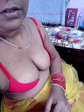 reemacouple007 online show from July 4, 2026, 4:52 am