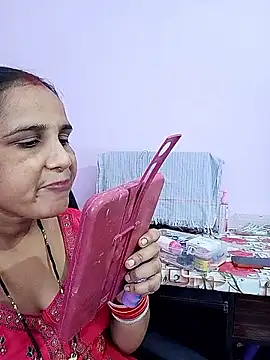 Snapshot of reemacouple007 chatting on June 17, 2026, 8:03 am reemacouple007 online show from June 17, 2026, 8:03 am