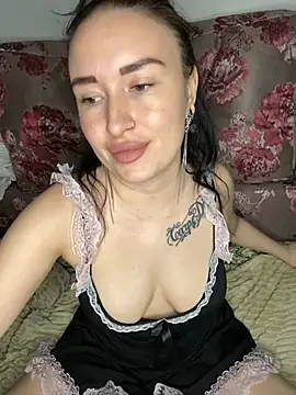 Roxana Bell online show from April 29, 2026, 6:14 pm
