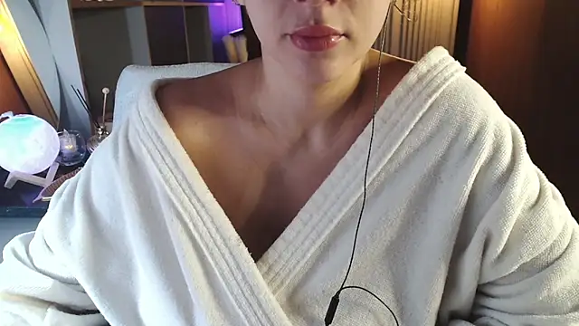 AnnaClaraunica online show from January 10, 2025, 10:39 am