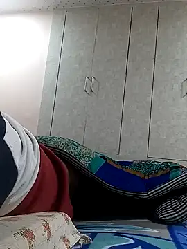 Snapshot of yours_smp chatting on January 12, 2025, 7:10 pm yours smp online show from January 12, 2025, 7:10 pm