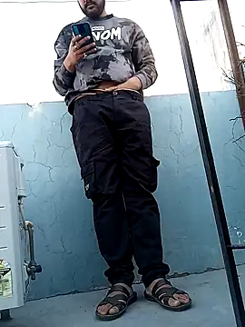 Snapshot of yours_smp chatting on January 25, 2025, 9:36 am yours smp online show from January 25, 2025, 9:36 am