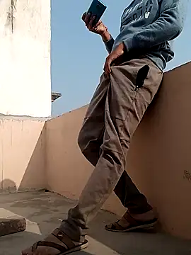 Snapshot of yours_smp chatting on December 8, 2024, 8:09 am yours smp online show from December 8, 2024, 8:09 am