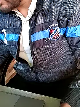 Snapshot of yours_smp chatting on January 10, 2025, 9:23 am yours smp online show from January 10, 2025, 9:23 am