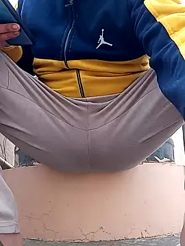 Snapshot of yours_smp chatting on January 11, 2025, 9:47 am yours smp online show from January 11, 2025, 9:47 am