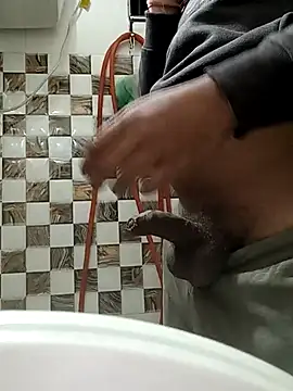 Snapshot of yours_smp chatting on December 29, 2024, 6:05 pm yours smp online show from December 29, 2024, 6:05 pm