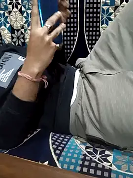 Snapshot of yours_smp chatting on December 26, 2024, 4:36 pm yours smp online show from December 26, 2024, 4:36 pm