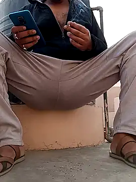 Snapshot of yours_smp chatting on December 22, 2024, 9:22 am yours smp online show from December 22, 2024, 9:22 am