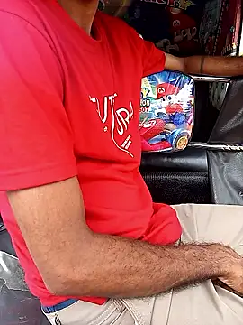 DulajThushara2468 online show from January 12, 2026, 10:11 am