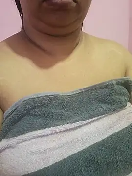 Ravina patil1 online show from June 28, 2026, 4:08 am