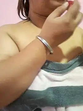 Ravina patil1 online show from June 26, 2026, 3:56 am