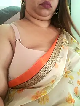 Ravina patil1 online show from June 27, 2026, 12:22 pm