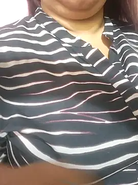 Ravina patil1 online show from July 15, 2026, 12:56 pm