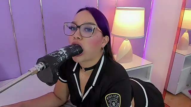 SophyRuiz  online show from November 29, 2025, 12:05 pm