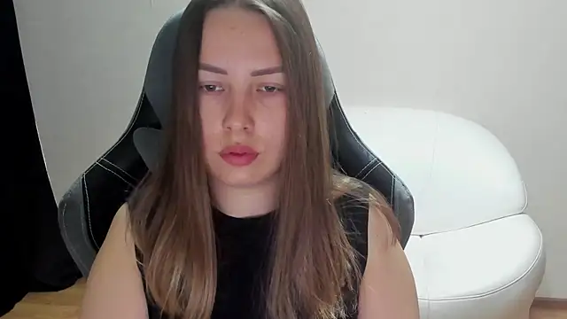 Snapshot of Mia_shy1 chatting on June 5, 2026, 5:23 am Mia shy1 online show from June 5, 2026, 5:23 am