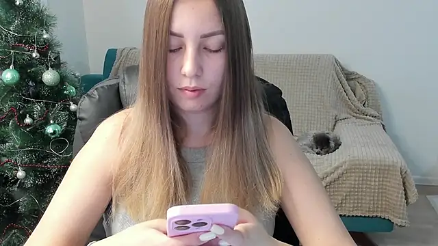 Mia shy1 online show from December 17, 2025, 7:02 am