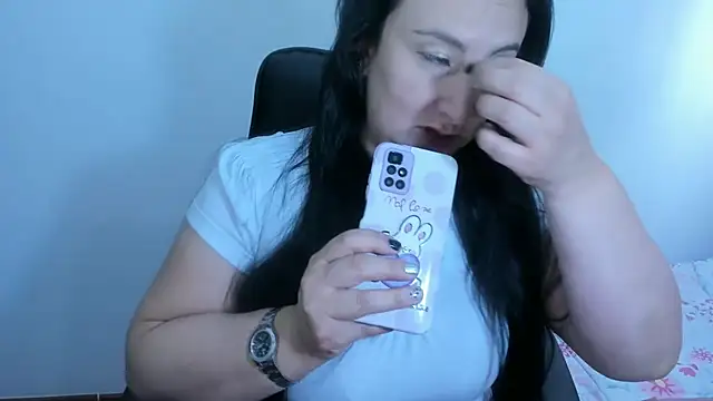 Ashyle online show from September 14, 2025, 7:14 pm