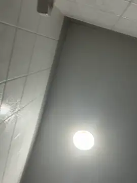 kingoqueens online show from September 24, 2025, 11:54 pm