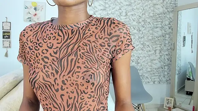 Snapshot of Canhela1 chatting on March 8, 2026, 8:17 am Canhela1 online show from March 8, 2026, 8:17 am