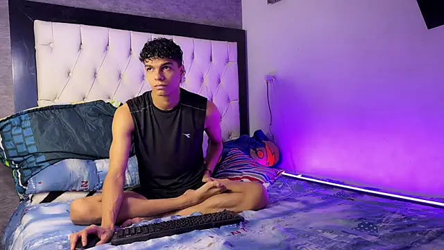 james dreams  online show from June 18, 2026, 9:31 pm