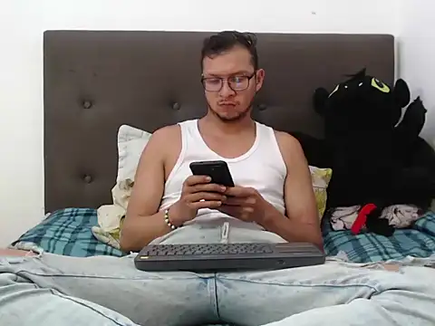 andy loverxx online show from February 28, 2026, 12:10 am