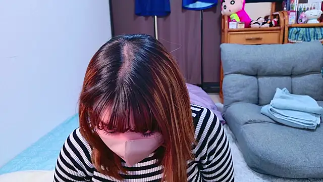 Megu Melon online show from March 18, 2025, 11:33 am