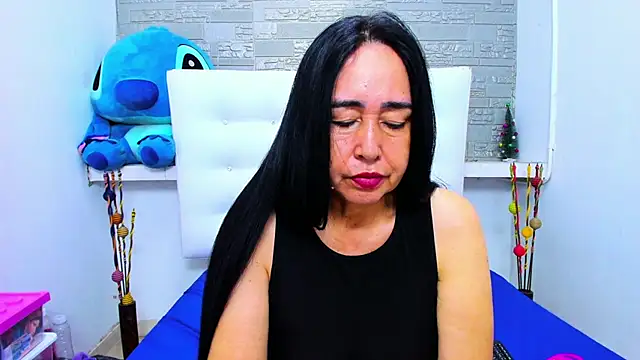 HorniestMilf online show from October 5, 2025, 3:47 pm