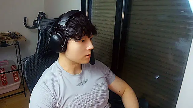 Tkcqcc online show from July 25, 2026, 1:28 pm