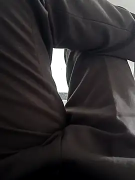 Snapshot of Shivaa- chatting on March 18, 2026, 7:44 am Shivaa- online show from March 18, 2026, 7:44 am