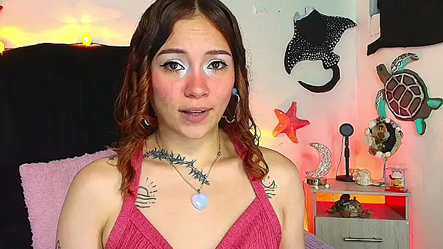 alisson zafiro  online show from July 19, 2026, 9:06 am