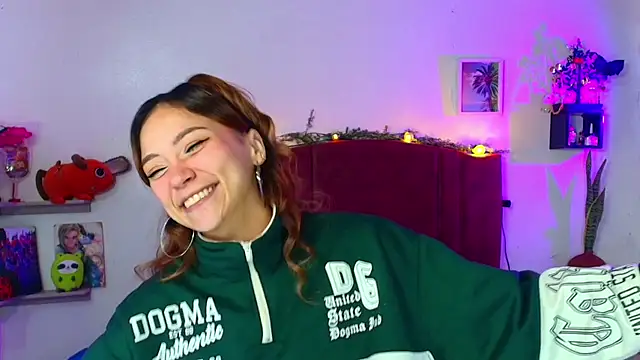 Snapshot of alisson_zafiro_ chatting on February 24, 2026, 3:18 am alisson zafiro online show from February 24, 2026, 3:18 am