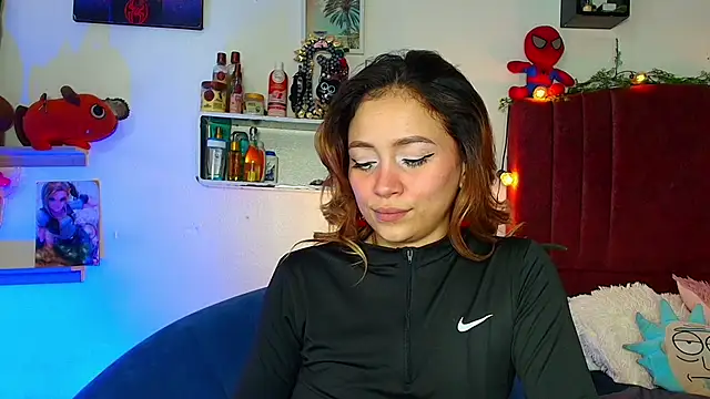 Snapshot of alisson_zafiro_ chatting on March 13, 2026, 3:00 am alisson zafiro online show from March 13, 2026, 3:00 am