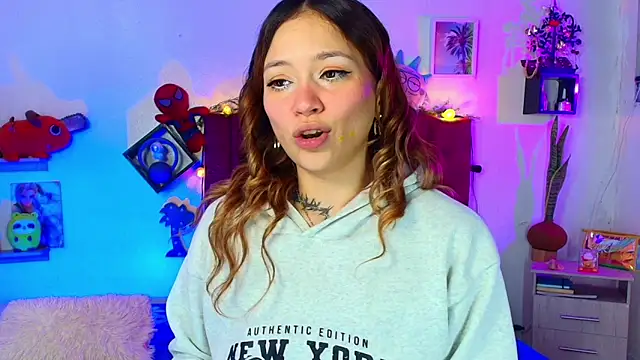 Snapshot of alisson_zafiro_ chatting on February 27, 2026, 3:18 am alisson zafiro online show from February 27, 2026, 3:18 am